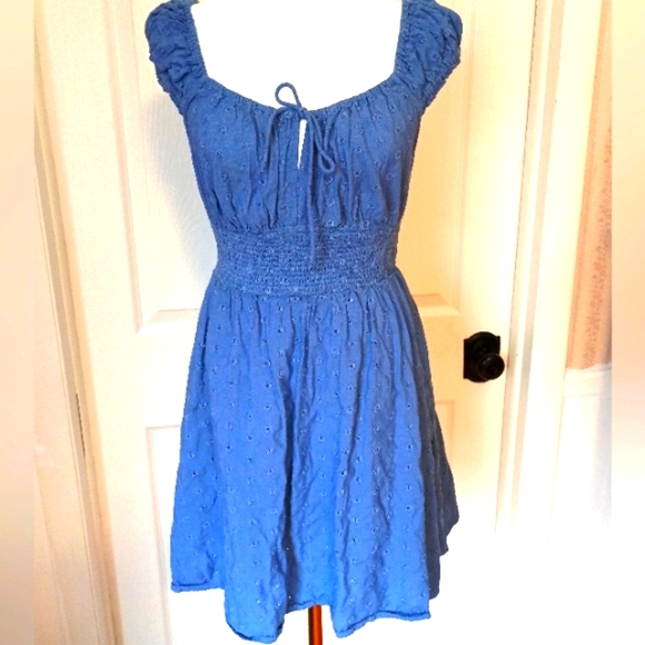 Old Navy Dresses & Skirts - OLD NAVY Blue Smocked Women's Dress Casual Fun Spring Summer